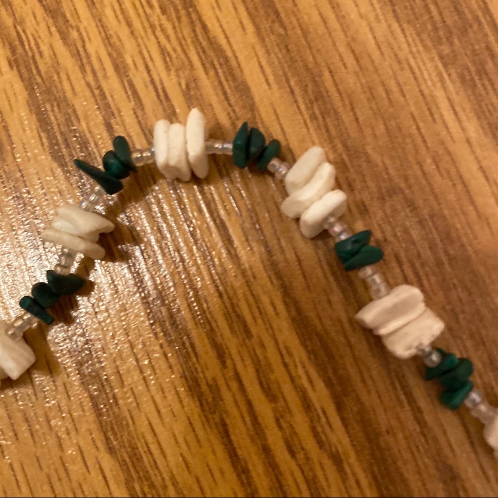 Puka Shell Necklace - multi colored - Picture 2 of 3